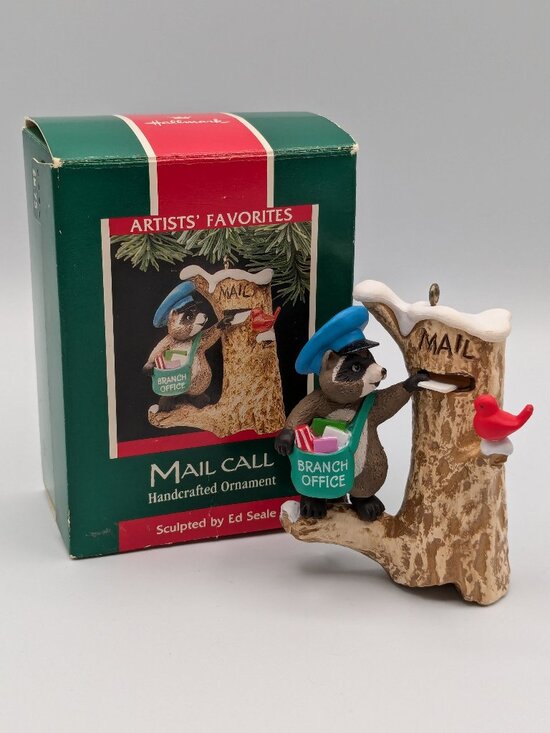 Hallmark Keepsake Mail Call 1989, Raccoon Mail Carrier Christmas Ornament - Picture 2 of 11